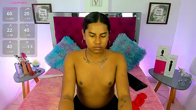 Snapshot of Samantha__F_W chatting on 11.27.25 Samantha F W online show from 11.27.25