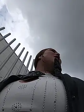 Snapshot of Shofy22 chatting on 12.04.25 Shofy22 online show from 12.04.25