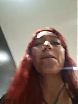 Eveeelyn25 online show from 11.28.25