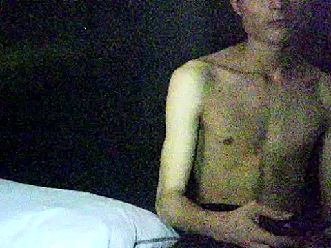 Snapshot of andrew_grant chatting on 11.23.25 andrew grant online show from 11.23.25