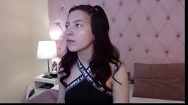 Hillary Thomson online show from 12.01.25