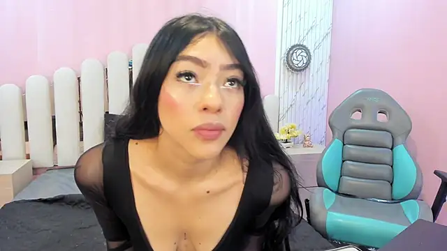 DAKOTA SAKURA online show from 12.02.25