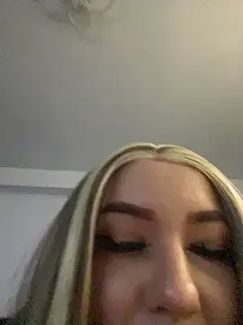 Snapshot of JasminInk chatting on 12.04.25 JasminInk online show from 12.04.25