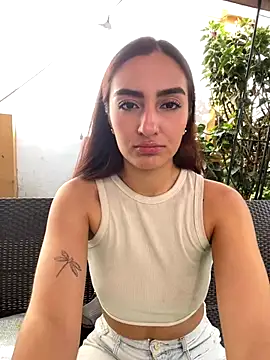 Snapshot of ZoeJohnson_Pink chatting on 12.04.25 ZoeJohnson Pink online show from 12.04.25