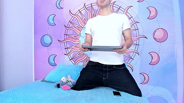 Snapshot of Dantee_Dark chatting on 11.28.25 Dantee Dark online show from 11.28.25