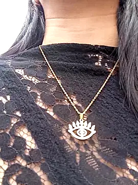  ArianaToro online show from 11.26.25