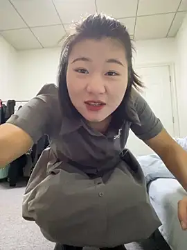 Snapshot of firemm-h chatting on 11.28.25 firemm-h online show from 11.28.25