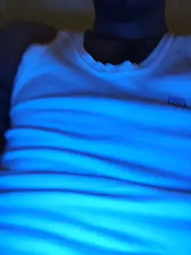 Snapshot of suv07_ chatting on 11.24.25 suv07 online show from 11.24.25