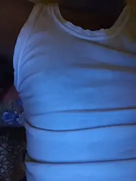 Snapshot of suv07_ chatting on 11.27.25 suv07 online show from 11.27.25