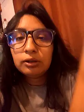 Snapshot of Bizcochitoc4 chatting on 12.04.25 Bizcochitoc4 online show from 12.04.25