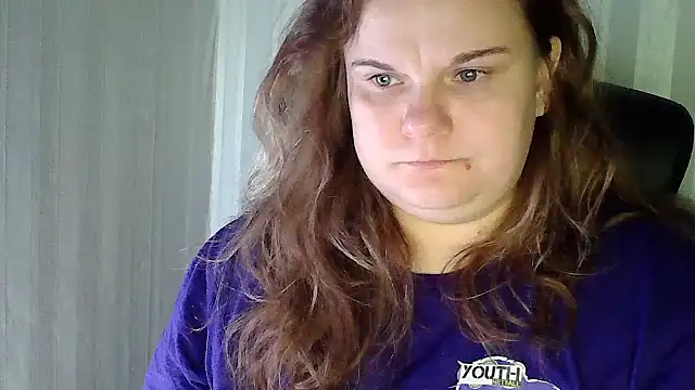 Snapshot of HarmonyKareraa chatting on 11.29.25 HarmonyKareraa online show from 11.29.25