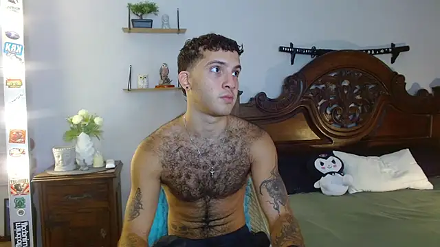 Snapshot of oceanboy_vibe chatting on 11.28.25 oceanboy vibe online show from 11.28.25