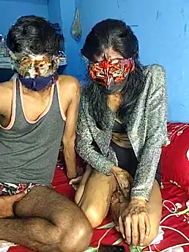 BHABHI HOT 5 online show from 12.04.25