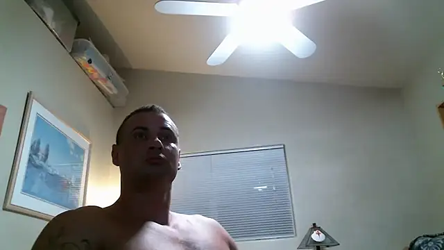 Snapshot of Honorablyrespectedgent chatting on 11.28.25 Honorablyrespectedgent online show from 11.28.25