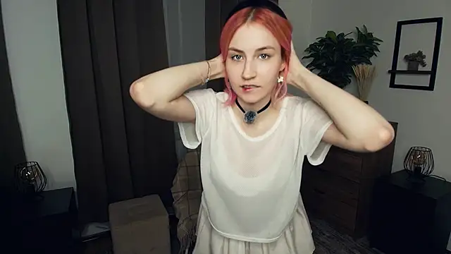 JenaePilkenton online show from 12.03.25