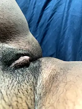 Snapshot of greludapeluda chatting on 12.03.25 greludapeluda online show from 12.03.25