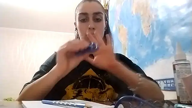 Snapshot of LexusLady chatting on 11.25.25 LexusLady online show from 11.25.25