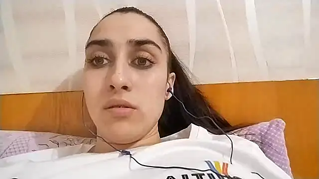 Snapshot of LexusLady chatting on 12.04.25 LexusLady online show from 12.04.25