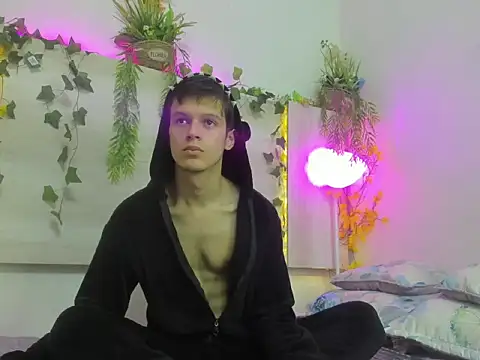 AngelSlimm online show from 12.02.25