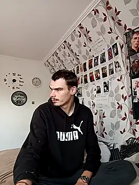 Snapshot of PS0883 chatting on 11.26.25 PS0883 online show from 11.26.25