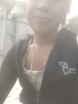 Snapshot of tieutam122 chatting on 12.03.25 tieutam122 online show from 12.03.25