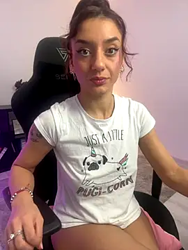 Sandy Bell online show from 11.26.25