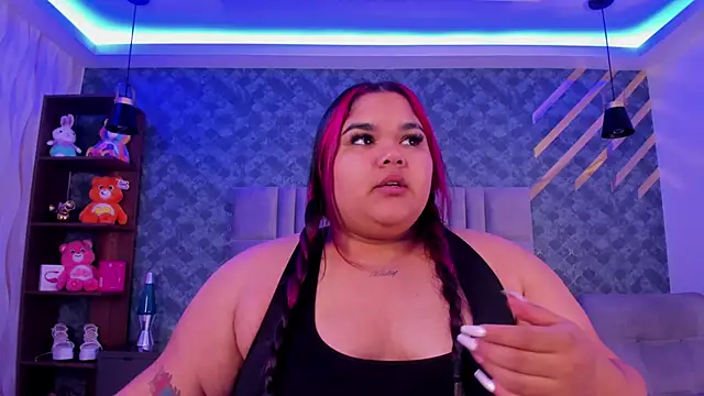 AlyzzandreRouge online show from 12.02.25