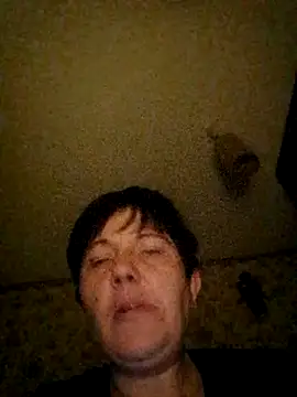 Snapshot of LusiaD chatting on 12.02.25 LusiaD online show from 12.02.25