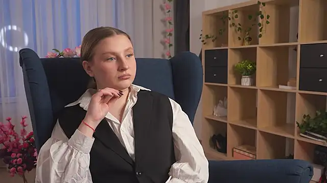 RemediosStrekas online show from 12.05.25