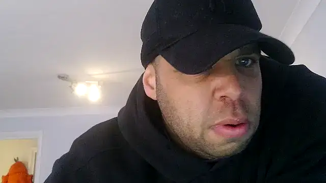 Samueldan12 online show from 11.26.25