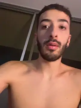 Snapshot of Alejovegga chatting on 11.29.25 Alejovegga online show from 11.29.25