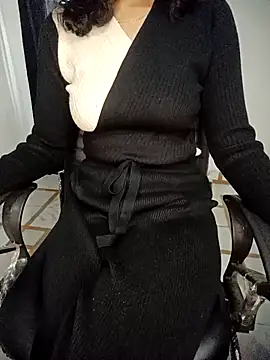 Tanya mittal59 online show from 12.04.25