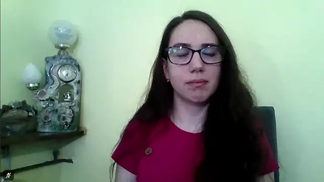 EvaClassy online show from 12.04.25