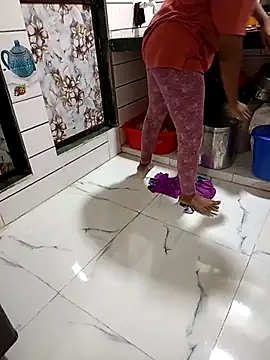 chilllisa online show from 12.05.25