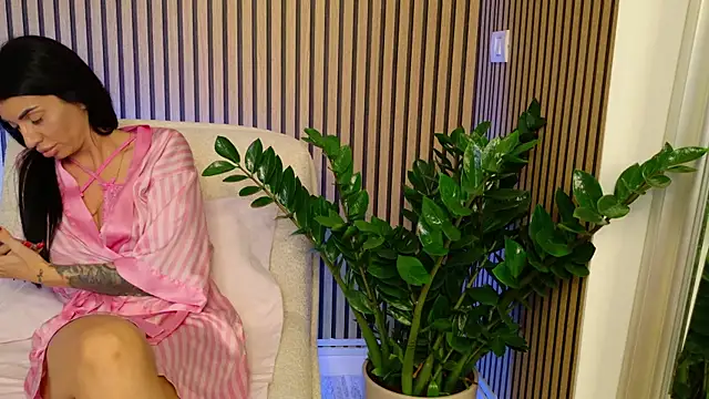  Khalifa  online show from 11.27.25