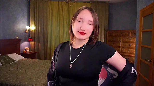 Snapshot of AngelicRinnert chatting on 12.05.25 AngelicRinnert online show from 12.05.25