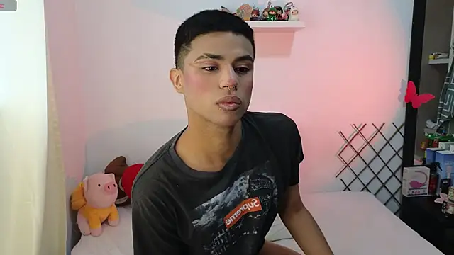 im crissangel online show from 12.01.25