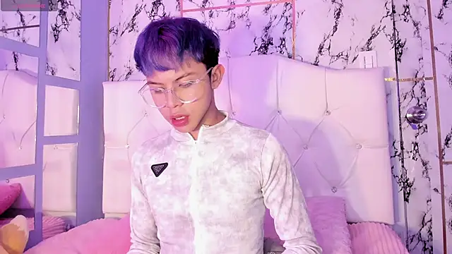 Snapshot of Prince_Apolo chatting on 12.02.25 Prince Apolo online show from 12.02.25