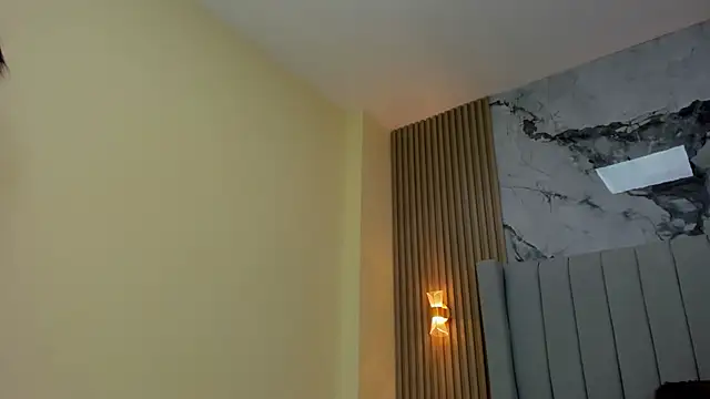 Snapshot of BRIAGALVIN4 chatting on 11.28.25 BRIAGALVIN4 online show from 11.28.25