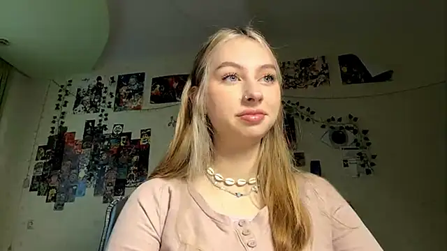 AmandaVyhnal online show from 12.04.25