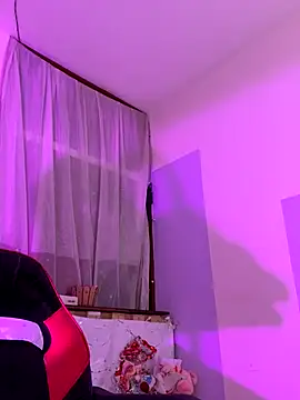 lina10  online show from 12.02.25