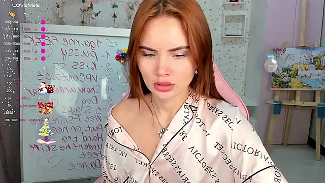 Snapshot of Anna_Dreamer chatting on 12.03.25 Anna Dreamer online show from 12.03.25