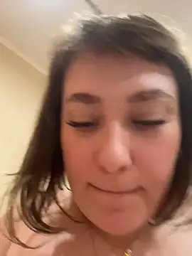 BettySpaghetti online show from 12.04.25