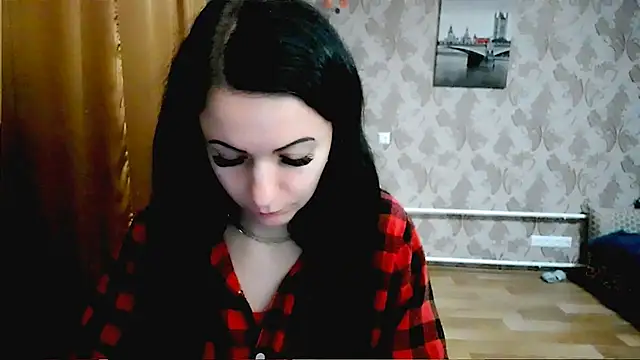 Snapshot of SweetCatCandy chatting on 12.04.25 SweetCatCandy online show from 12.04.25