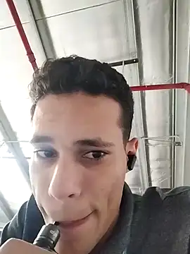 Snapshot of Garra55555 chatting on 12.03.25 Garra55555 online show from 12.03.25