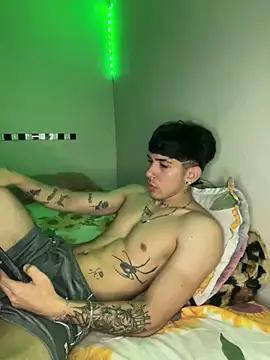 wil hot online show from 11.29.25