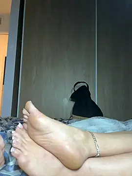 DS-DIVA online show from 11.29.25