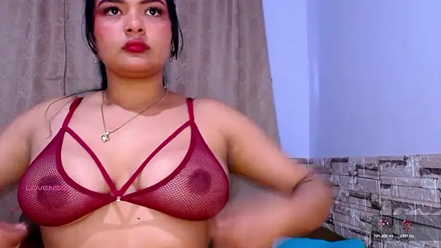 Snapshot of alicep_1 chatting on 12.04.25 alicep 1 online show from 12.04.25