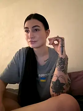 Snapshot of Ruby_yy chatting on 12.02.25 Ruby yy online show from 12.02.25