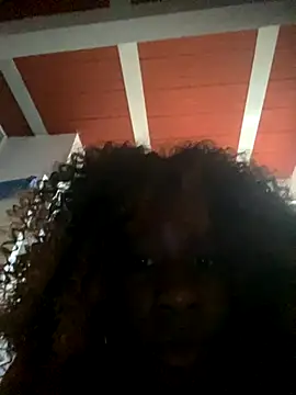 Snapshot of Arishadavis chatting on 12.03.25 Arishadavis online show from 12.03.25